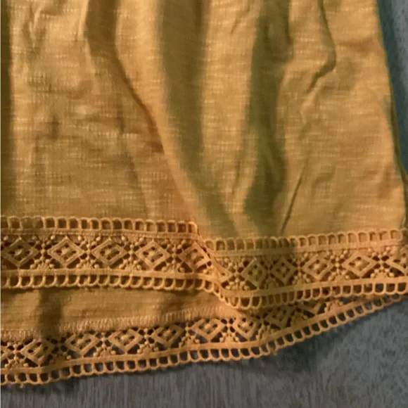 New York Laundry Golden Yellow Embroidered Tank Size Small NWT - Picture 6 of 7